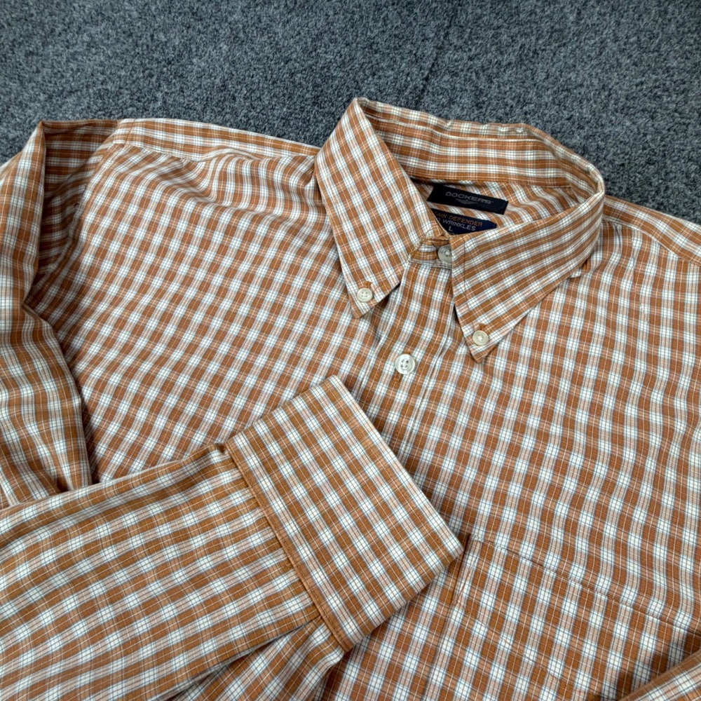 Dockers Mens Large Orange Plaid Button Down Shirt Stain Defender No Wrinkles L